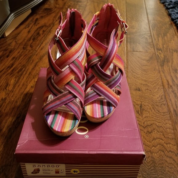 👡Multi-Colored Wedge👡 - Picture 2 of 3